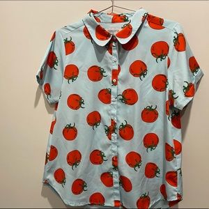 Fun tomato print button up shirt XL bogo